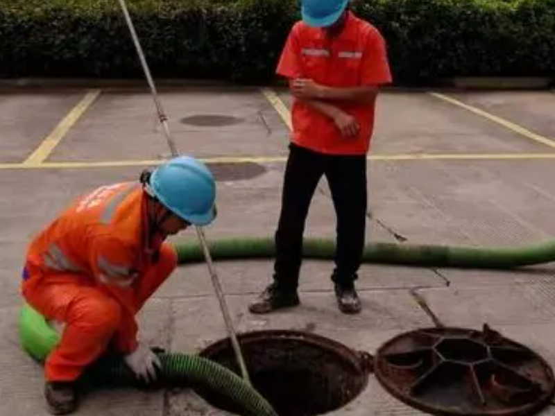 大兴专业抽粪清理隔油池高压清洗管道